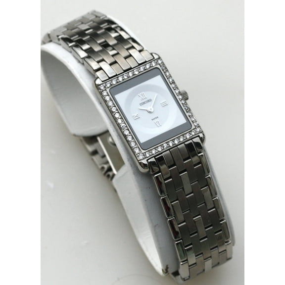 Concord Delirium Stainless-Steel Diamond Bezel Sapphire Crystal 2.8.mm Thin Swiss made Women's Watch