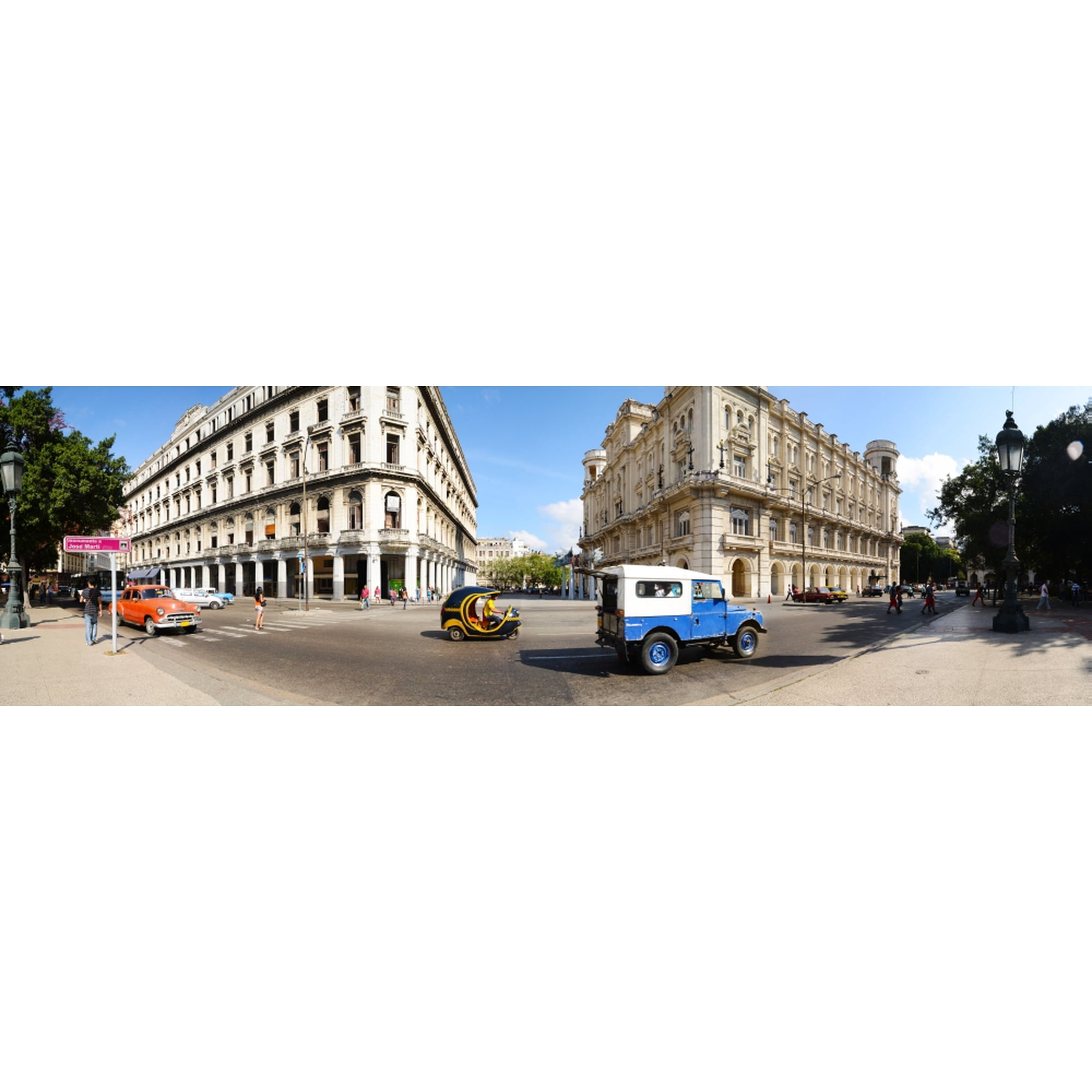 Posterazzi Buildings in a city Havana Cuba Canvas Art - Panoramic Images (27 x 9)