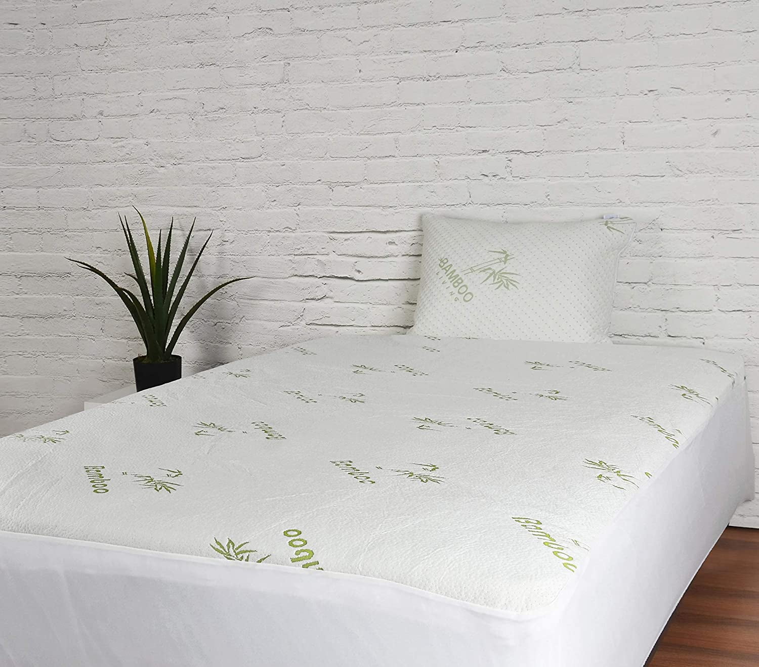 Bamboo Mattress Protector 100% Waterproof Microfiber Dust Resistant Protection 