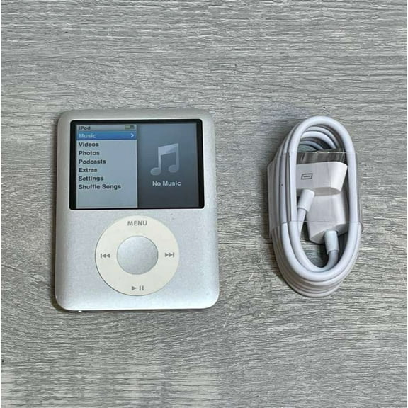 Pre-Owned Apple iPod nano - 3rd generation - digital player - 4 GB - silver