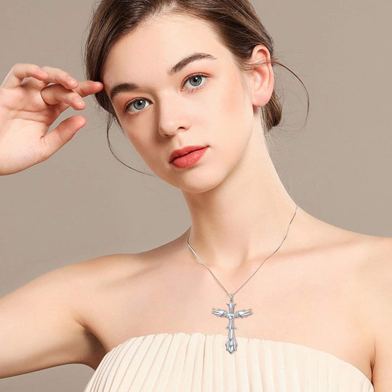 Girls silver hot sale cross necklace