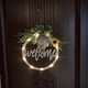 thumbnail image 2 of Puerta Flor Corona De Bienvenida Con Iluminación Led Corona De Madera Para La Decoración De La Puerta De La Oficina En El Hogar seitruly HA043188-01, 2 of 6