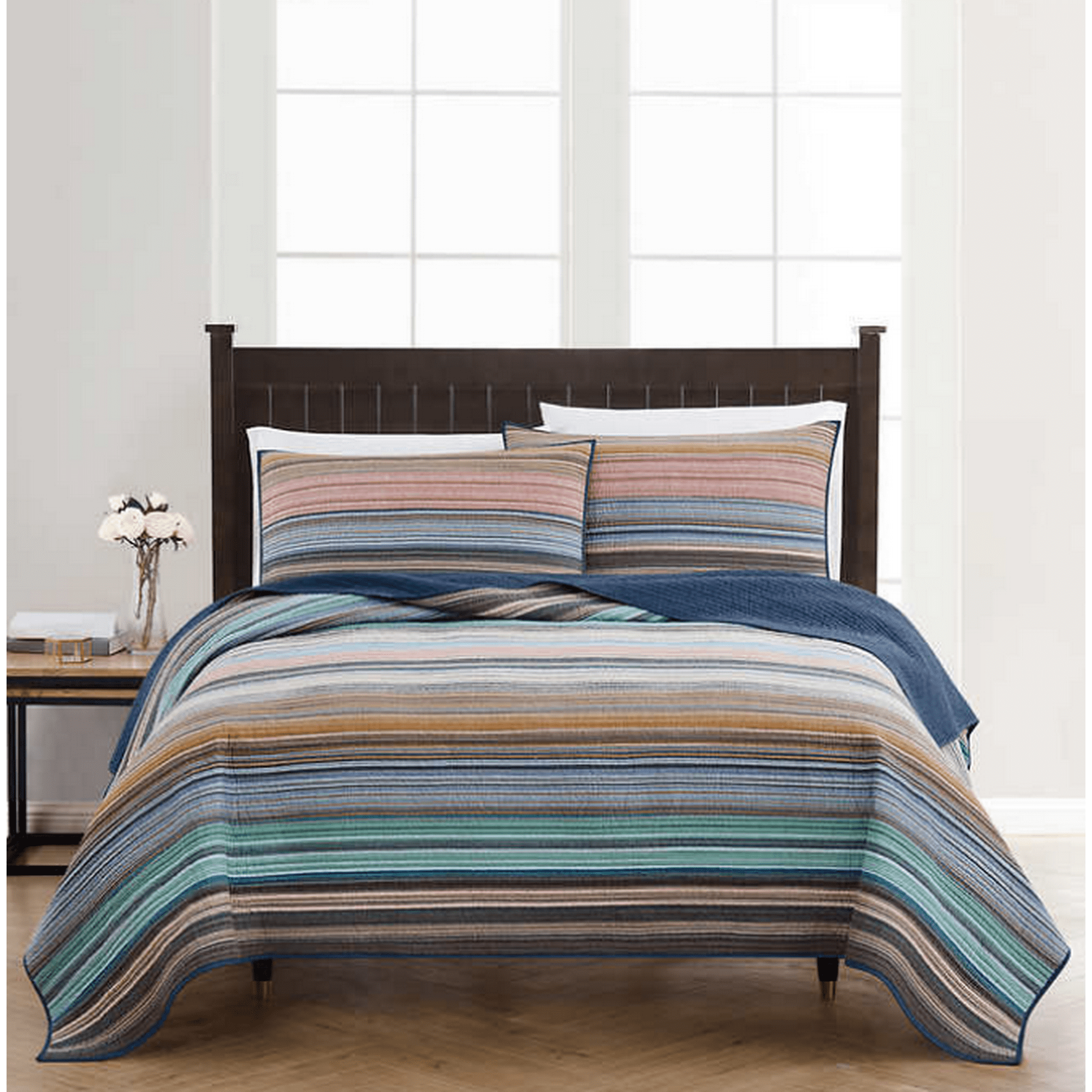Retro Chic Bedspread