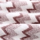 thumbnail image 5 of Juego de toallas de baño premium con tejido absorbente ultrasuave para un secado rápido y un cuidado delicado de la piel, ideal para baños de invitados y uso diario en spas. Aestivo | Morado, 5 of 7