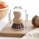 thumbnail image 4 of Juego de 2 cepillos para platos, cepillo de madera para platos, cepillo para verduras, cepillo redondo de haya para fregadero de cocina, baño, cepillo para platos doméstico - 5,3x8 cm, 4 of 5