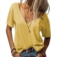 thumbnail image 1 of Tops de Corta con Cuello en V Amarillo S, 1 of 4