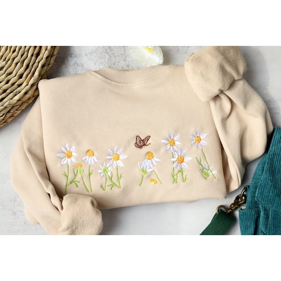 Daisies and butterfly embroidery sweatshirt,crewneck sweatshirt embroidered,Sweatshirts for Women-Gifts for her,MAMA