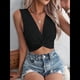 thumbnail image 4 of Top Corto Sin Mangas con Cuello en V y Tirantes Finos de Punto Acanalado para Mujer Negro M, 4 of 9