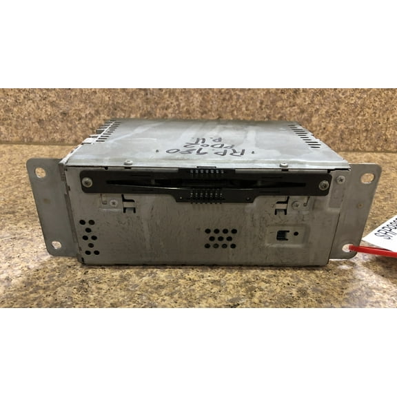 Pre-Owned 18 Ford Expedition AM FM CD MP3 Player Radio Receiver OEM LKQ - Verify Specific Vehicle Fitment In Description - (Good)