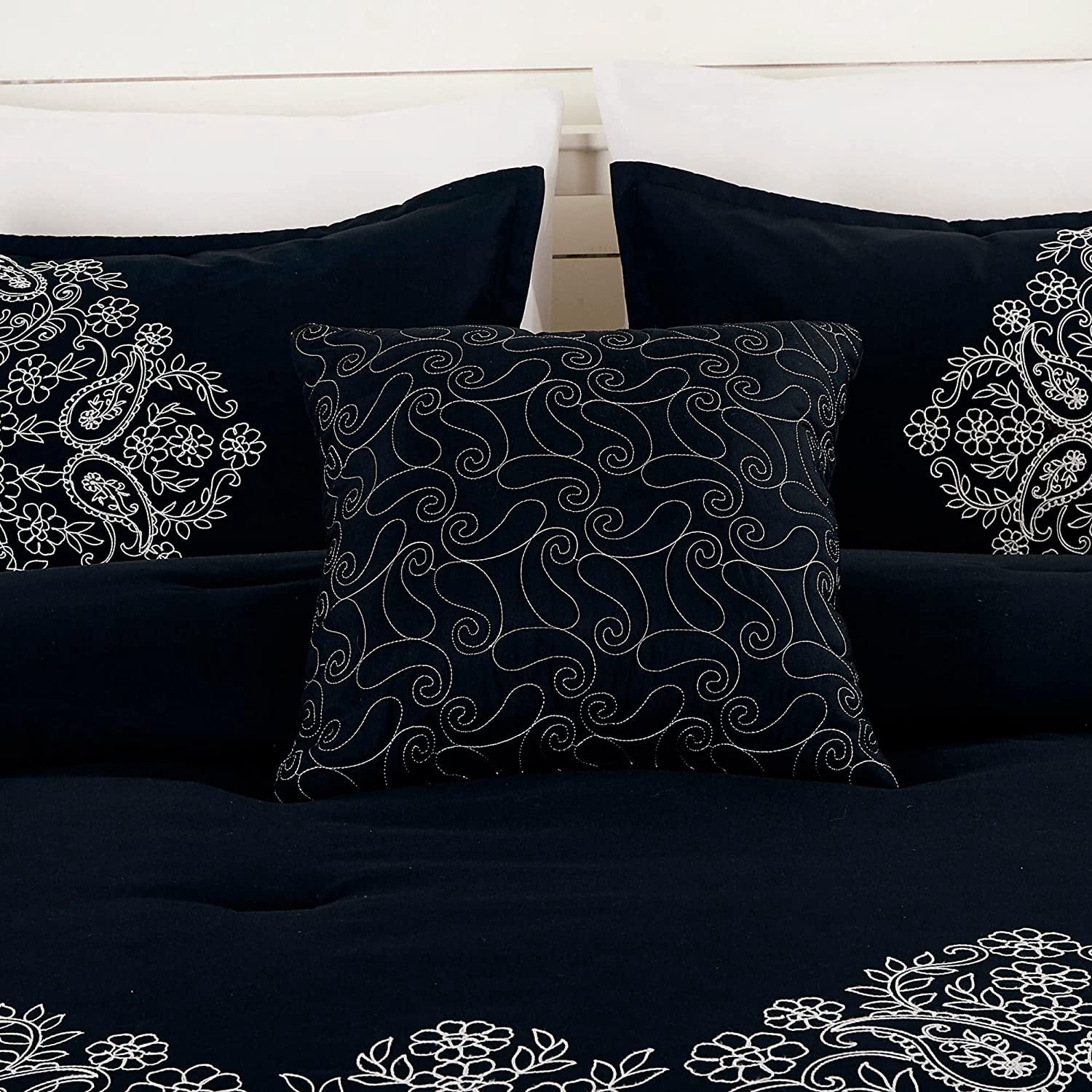 Chezmoi Collection 7-Piece Queen Comforter Set, Black Paisley
