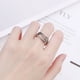 thumbnail image 2 of Anillo giratorio Joker con personalidad de moda europea y americana, anillo de dedo cruzado multicírculo con diseño inteligente para mujer, 2 of 6