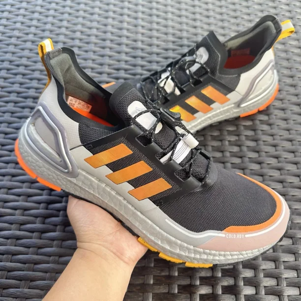 Ad-id-as UltraBoost Winter.Rdy Black Signal Orange Men's Shoes FV8363 Size 7.5