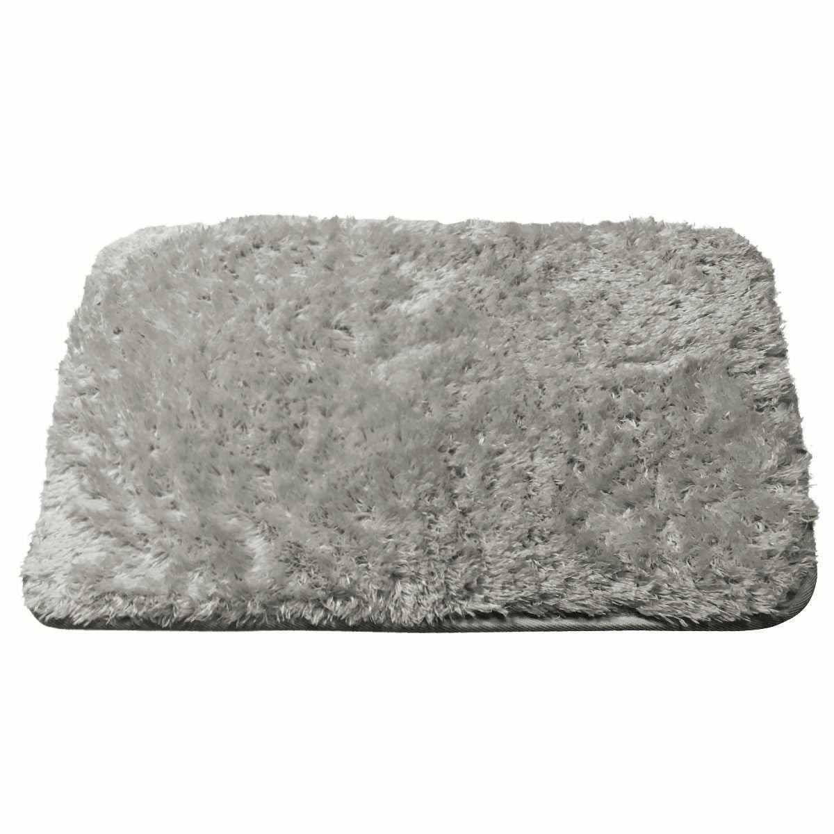 fuzzy bathroom rug