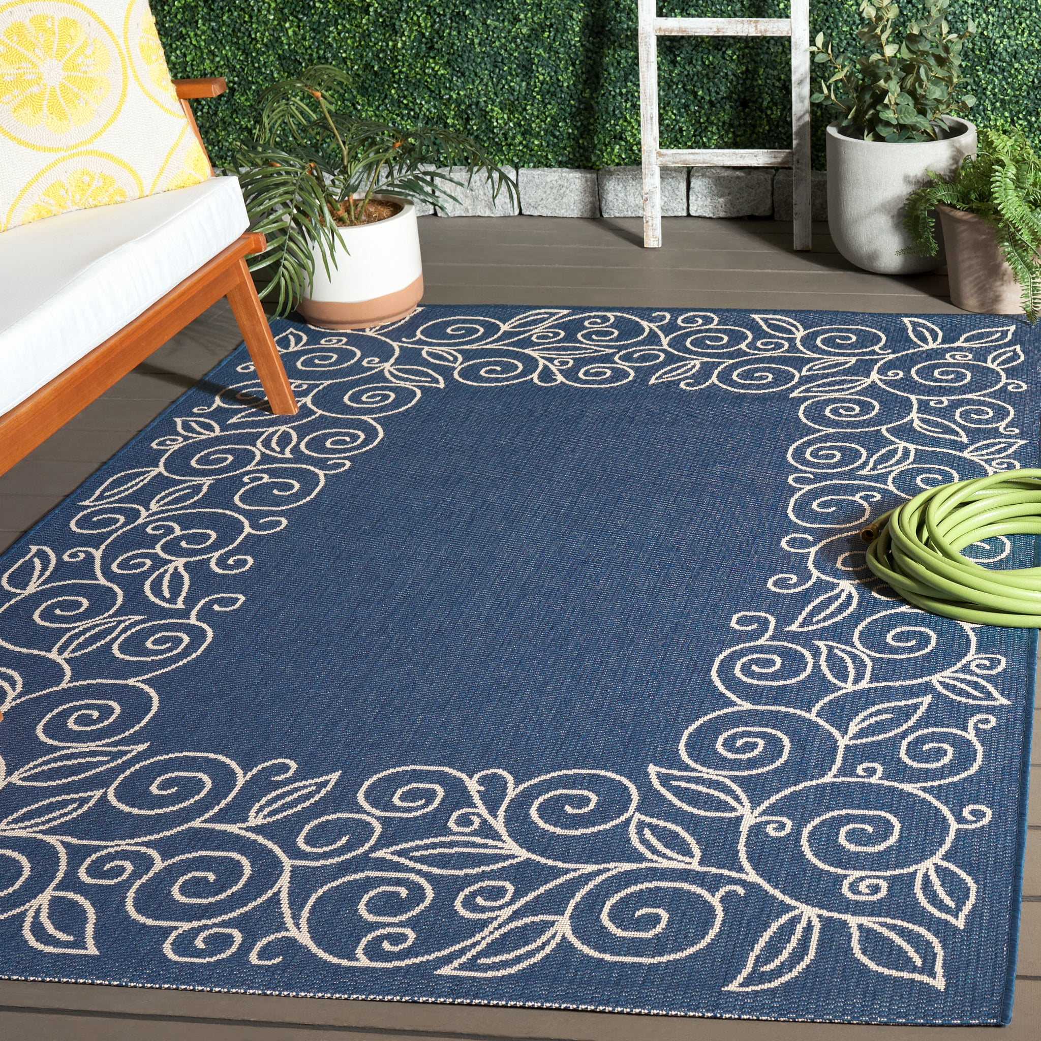 SAFAVIEH Courtyard Chole Floral Bordered Indoor/Outdoor Area Rug, 9' x 12', Blue/Beige