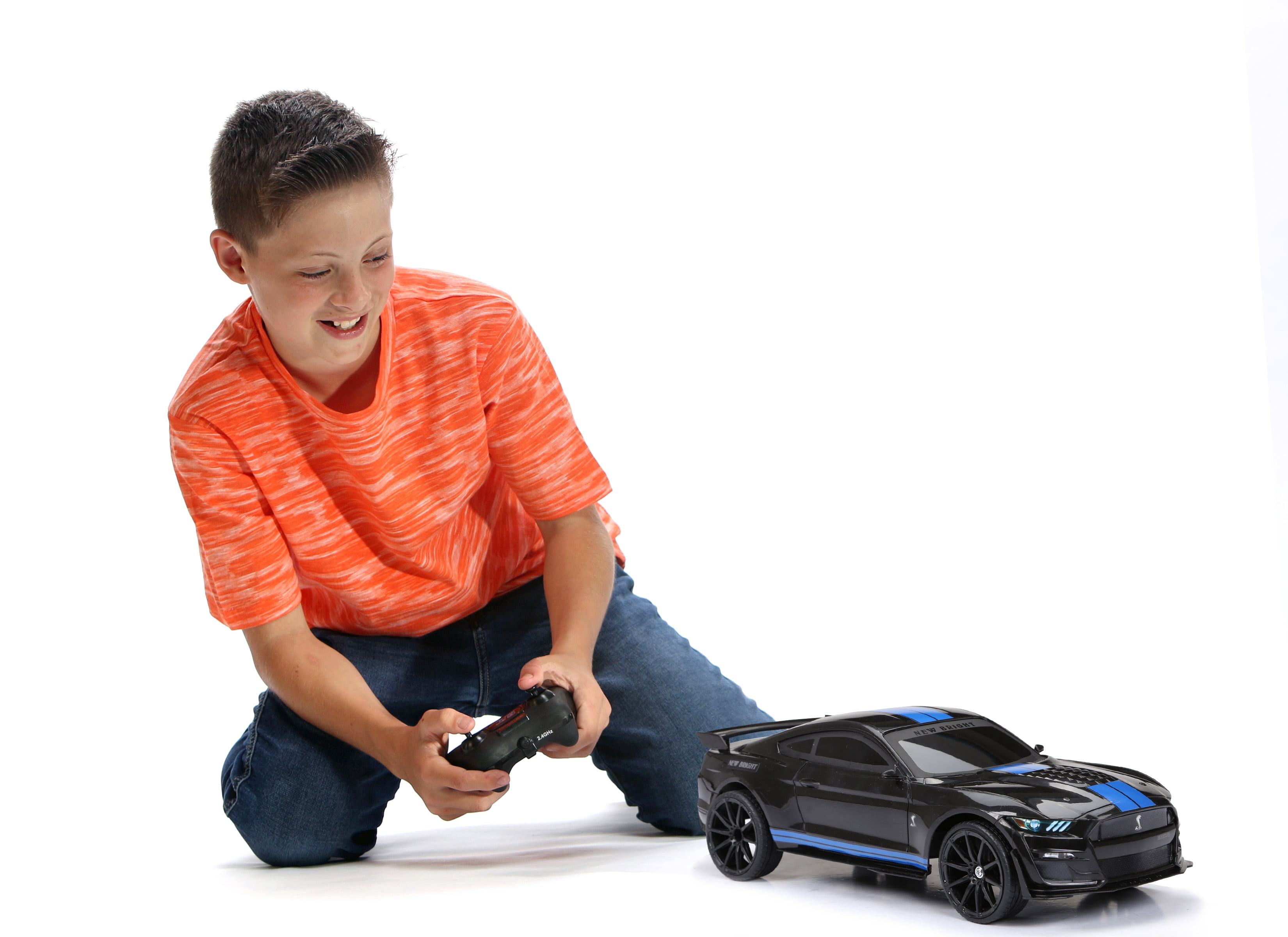 New Bright RC Chargers 1:12 Radio Control Sports Car Ford Mustang GT500 - Black