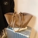 thumbnail image 3 of Bolso Enorgullecido Mujeres Color Sólido PU Cuero Compras (marrón Claro), 3 of 9