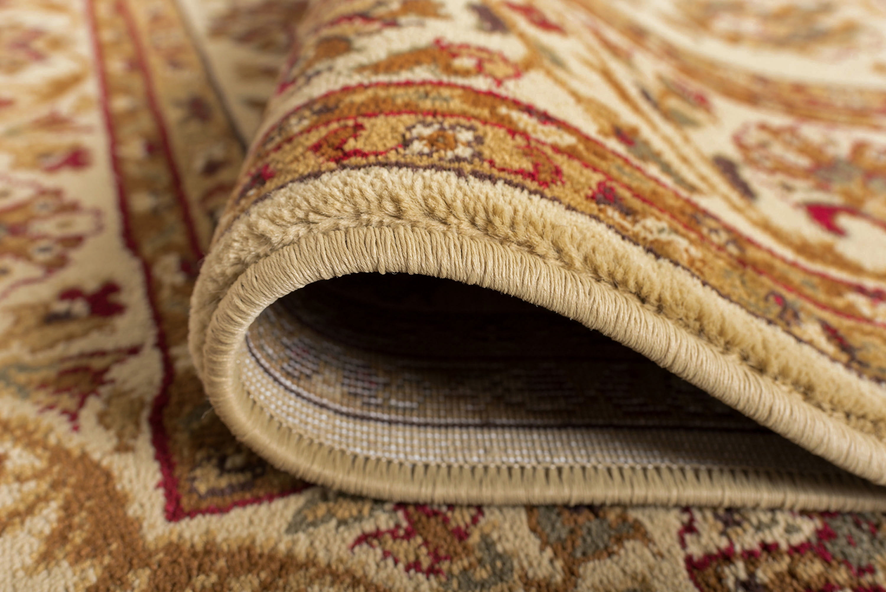 Sensation Traditional 6.7' x 9.6' Oval Ivory and Moss Green Polypropylene Indoor Area Rug