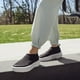 thumbnail image 5 of Zapatos de senderismo OOFOS OOMEGA Chukka White Black para mujer, 5 of 7