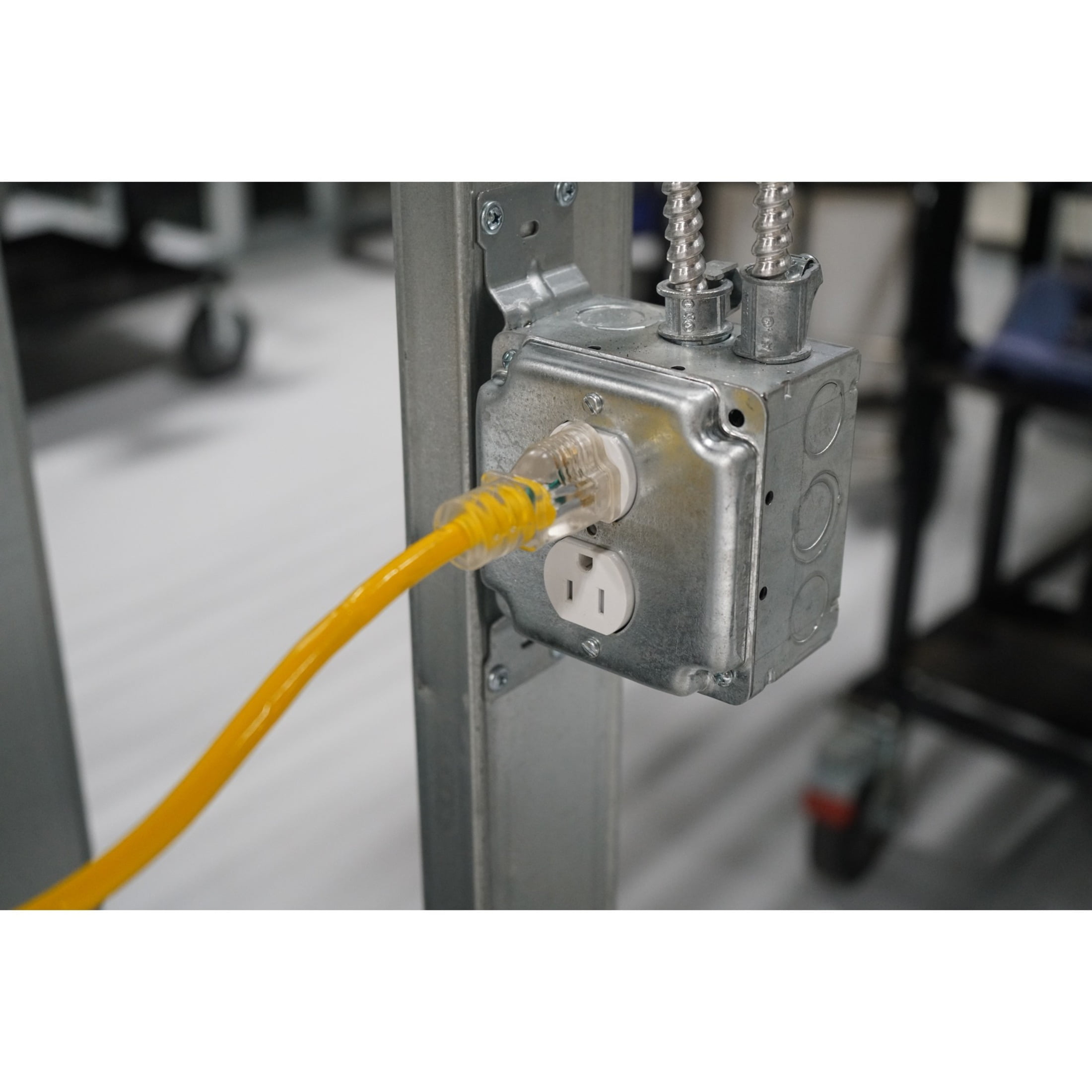 Yellow Jacket 2886 14/3 25' Yellow SJTW Premium Extension Cord