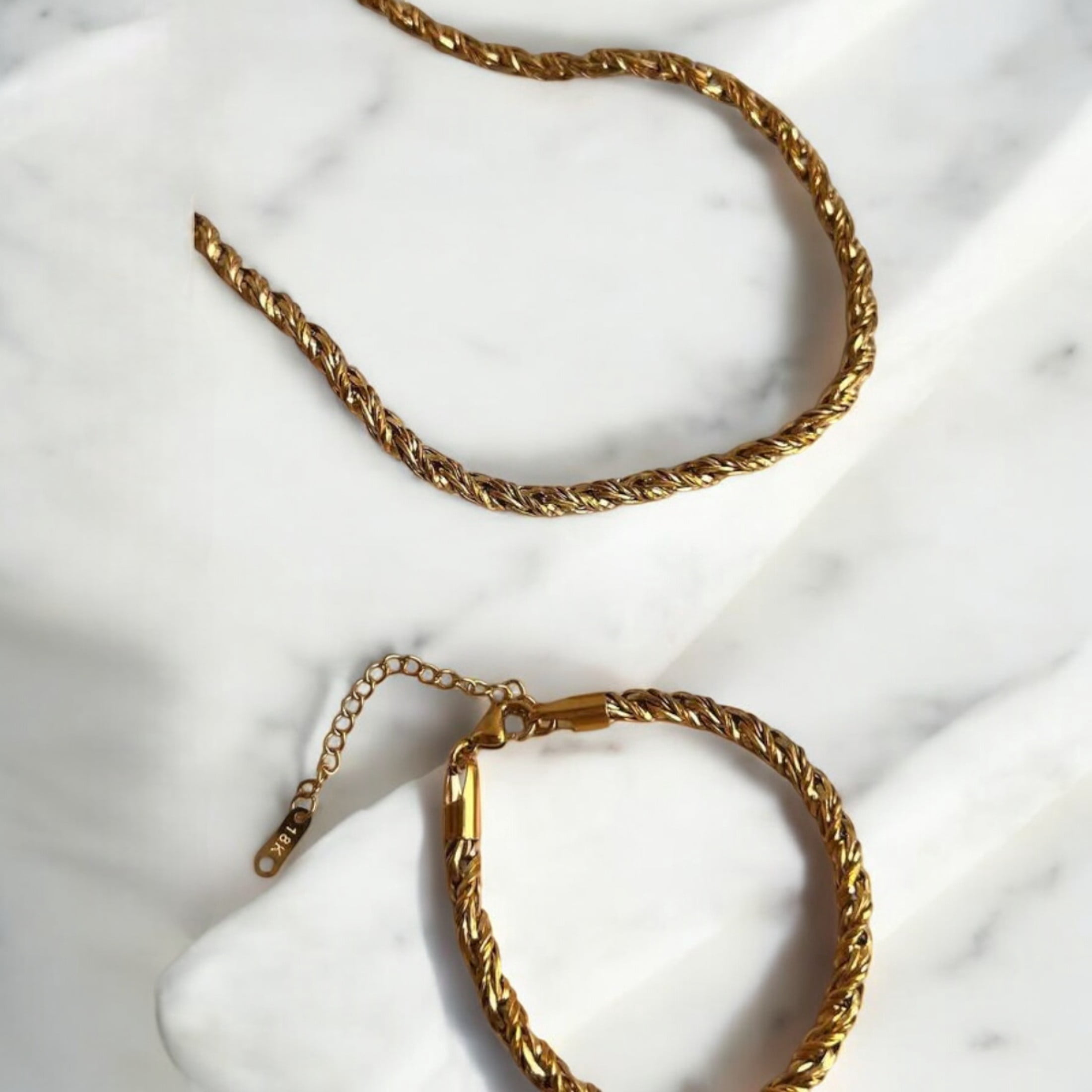 LAPRECIEUZ DE ARTHES JEWELRY 18K Gold Plated Braided Herringbone Chain, Twisted Rope Necklace Women's 18"