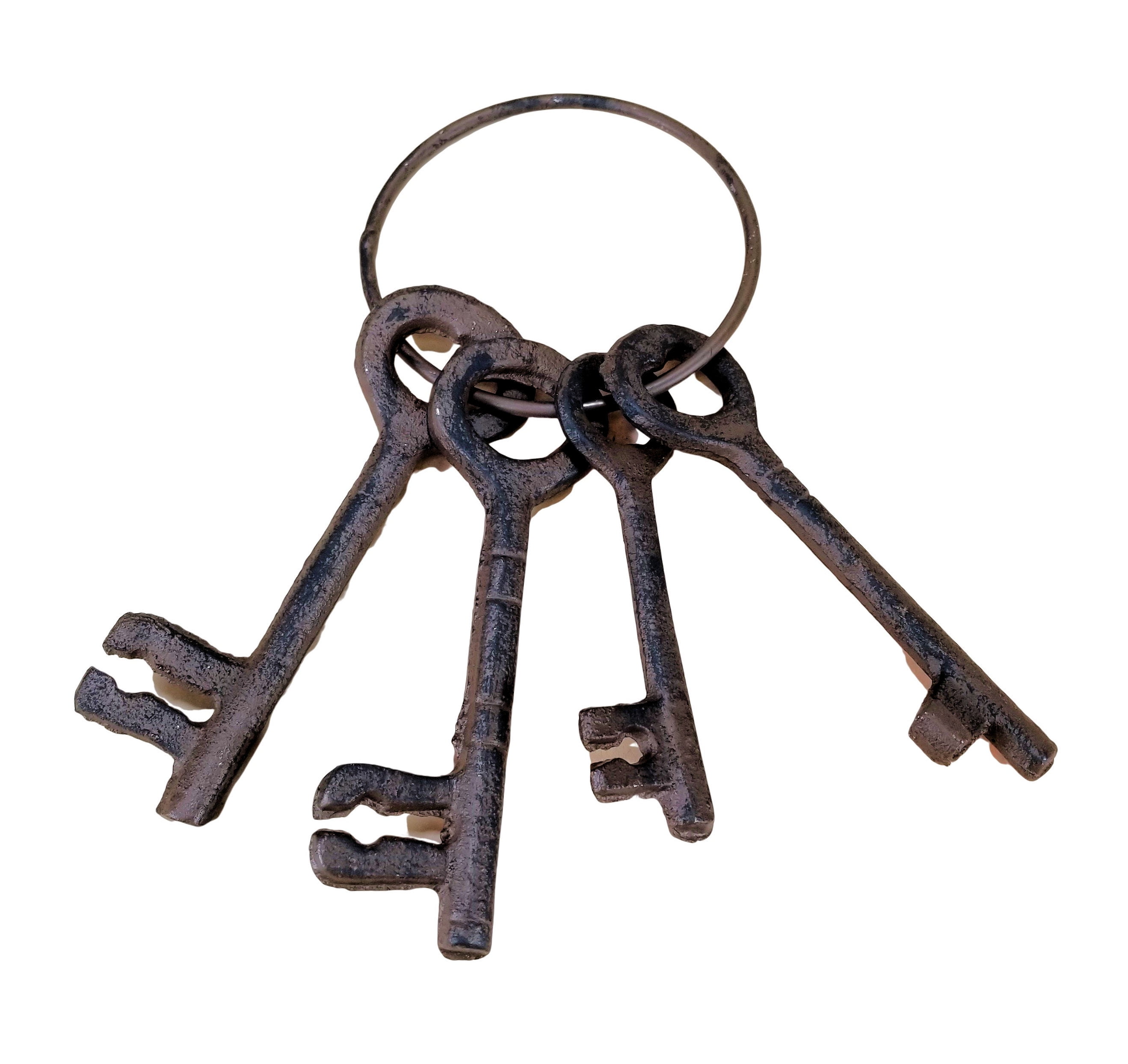 LARGE BUNCH RUSTY OLD VINTAGE KEYS ON KEY RING WITH HANGING HOOK HOME & GARDEN 