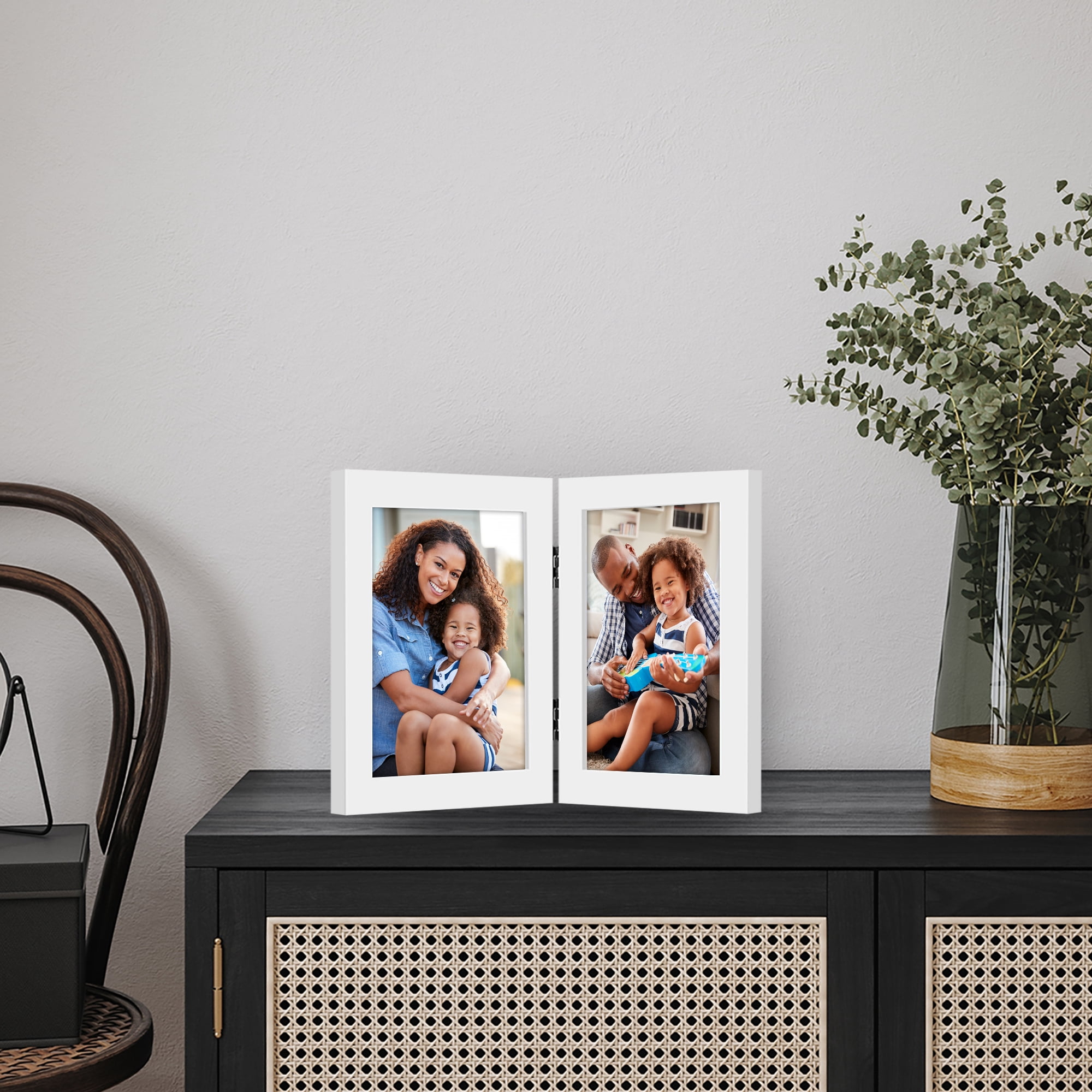 Americanflat 5x7 Hinge Frame with Shatter-Resistant Glass Hinged Double Frames Signature Collection - White