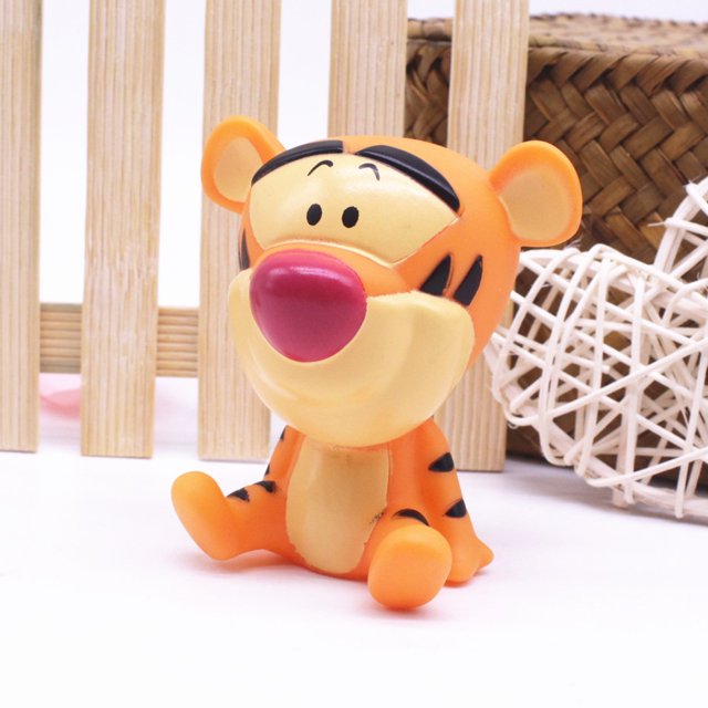 Figuras de Anime de Disney Kawaii, Winnie The Pooh Tigger Piglet, muñecos de vinilo coleccionables, Decoración de Pastel de cumpleaños para niños y niñas