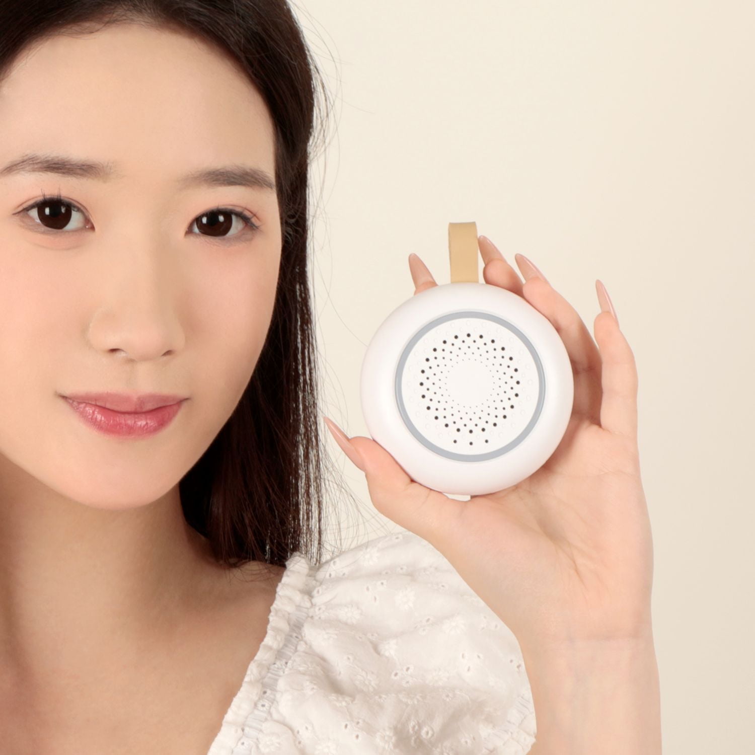 Soothing Sounds White Noise Machine Portable Sleep Machines with 24 Relaxing Sounds， Timer for Baby and Adult Perfect for Home Travel Office