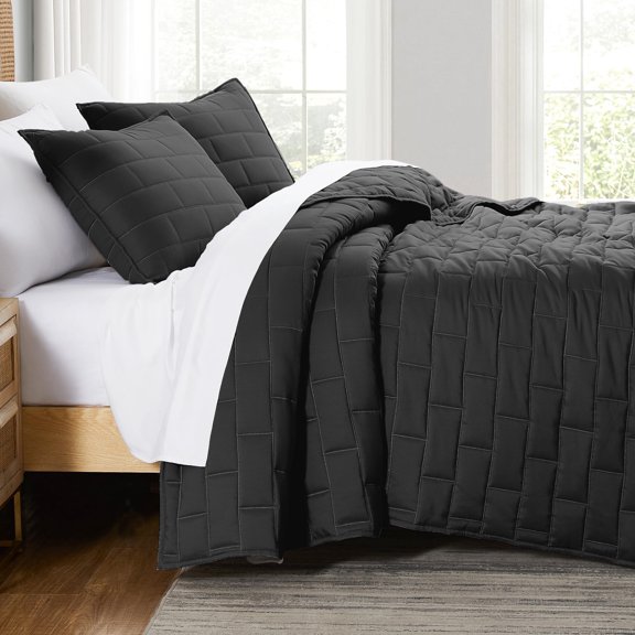 Lightweight Brickyard Embroidered 3-piece Brickyard Quilt Set by Southshore Fine Linens