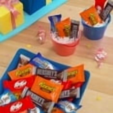 Hershey Assorted Chocolate Flavored Snack Size Candy, Jumbo Pack 15.57 oz
