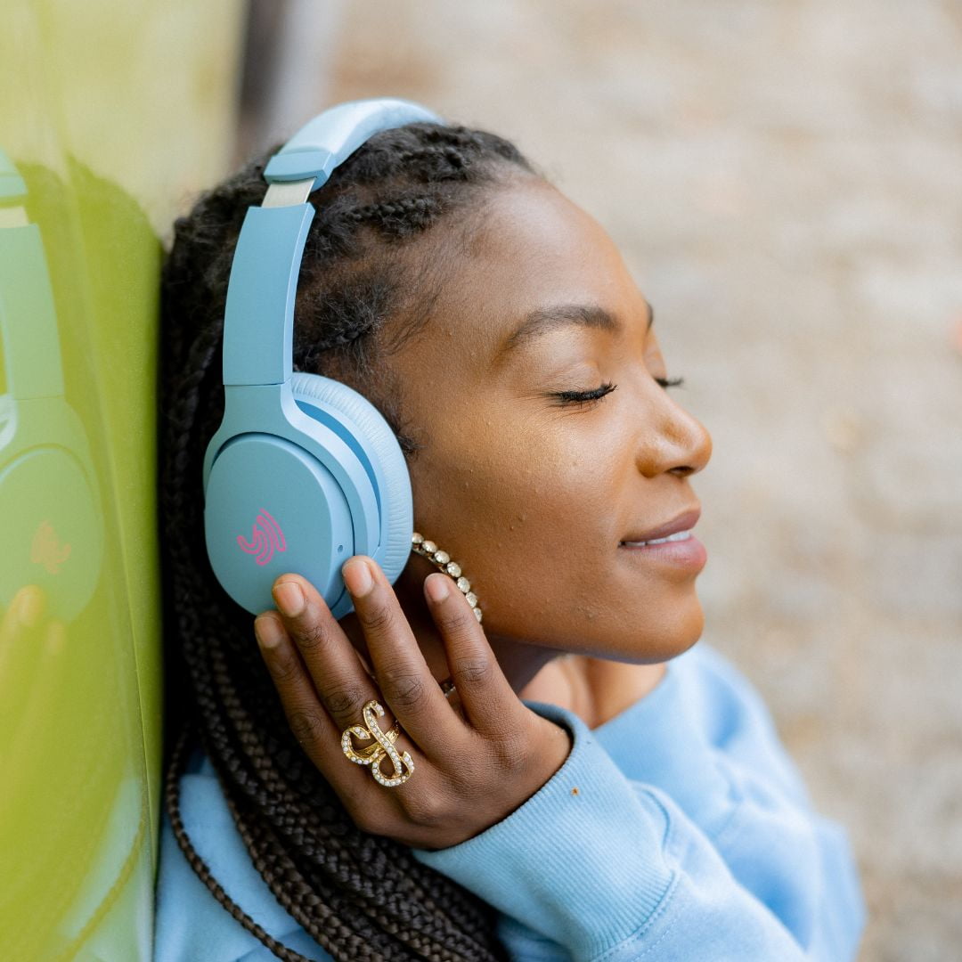 Jrumz Clarity CL01 Hybrid Active Noise Canceling Headphones With Travel Case, Wireless Over Ear Bluetooth Headphones, Deep Bass, Memory Foam Ear Pads, 40H Playtime for Home Office, Travel, Gym- BLUE