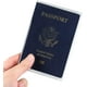 thumbnail image 4 of Funda transparente para pasaporte, protector de plástico para pasaporte, protector de tarjeta de identificación de vinilo, estuche protector para viaje, paquete de 6, 4 of 5