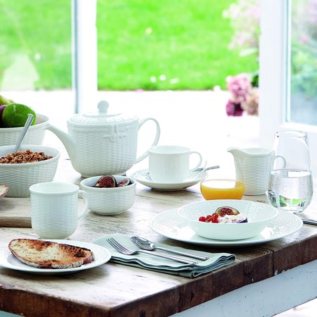 

Ceramic tablewareNantucket Basket 16-Piece Set