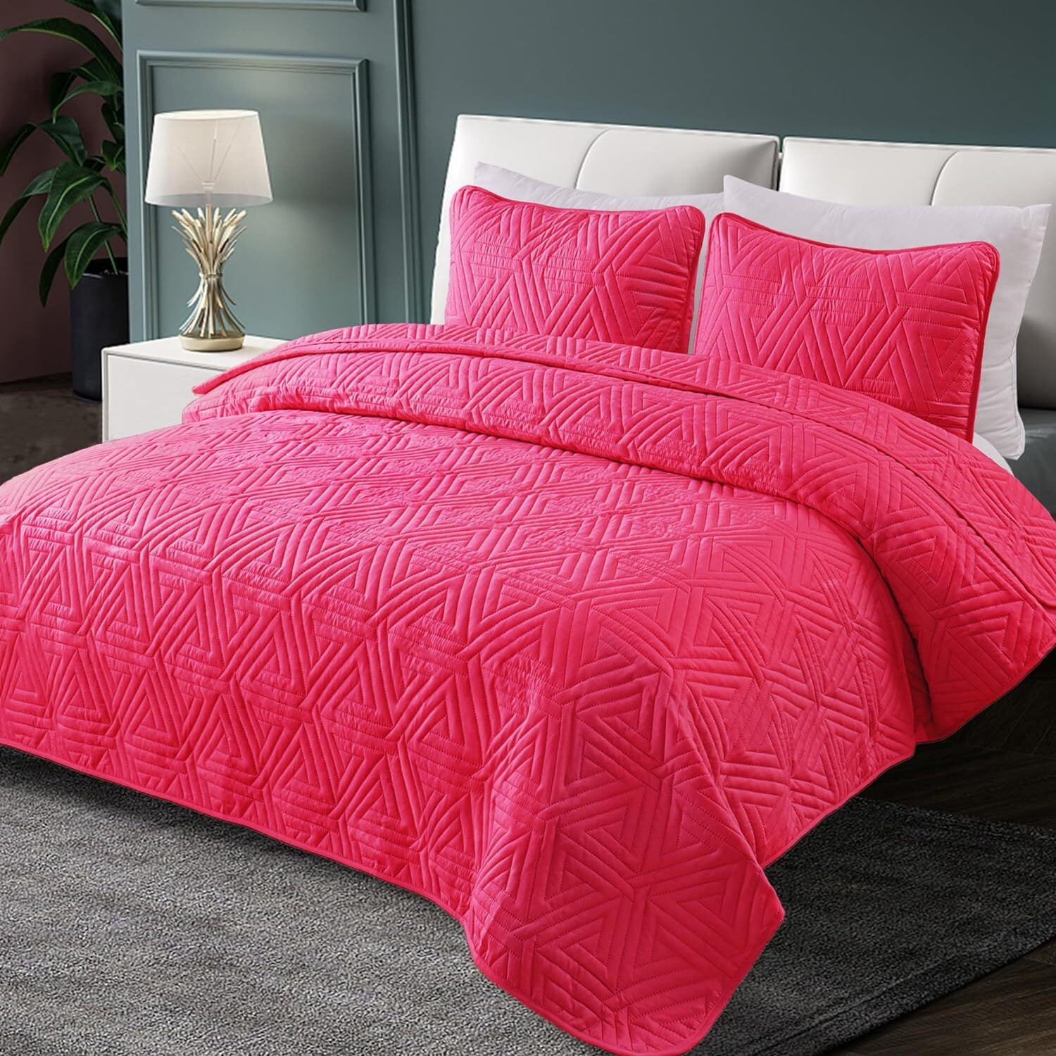 Whale Flotilla 3-Piece Queen Size Quilt Set for All Season, Classic Geometric Pattern Bedding Set with 2 Pillow Shams, Soft and Lightweight, Hot Pink