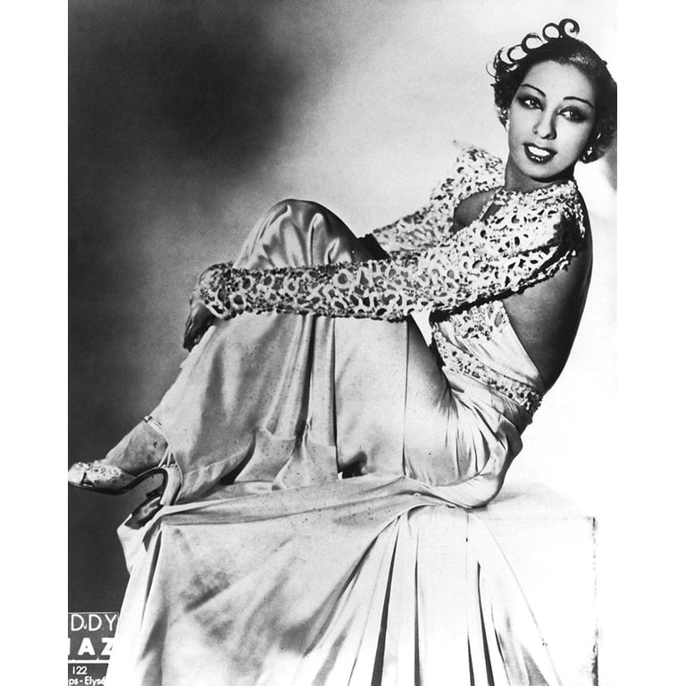 Hollywood Photo Archive 26x31 Gold Ornate Wood Framed with Double Matting Museum Art Print Titled - Josephine Baker - Walmart.com Hollywood Photo Archive 26x31 Gold Ornate Wood Framed with Double Matting Museum Art Print Titled - Josephine Baker - Walmart.com
