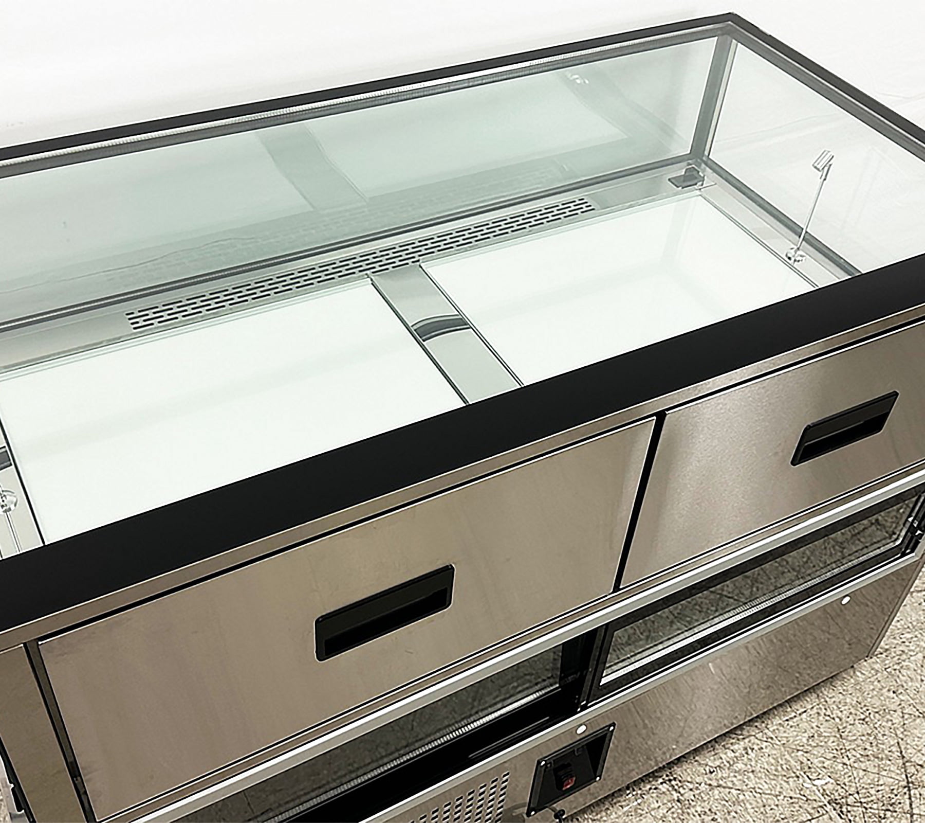 71" Commercial Refrigerated Bakery Display Case, Luxury Cake Showcase Refrigerator, LED Lighting, ETLCertified