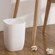 thumbnail image 3 of Cubo de Basura Portátil Cateissary 10L Impermeable Blanco, 3 of 6