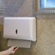 thumbnail image 4 of Caja de plástico impermeable para baño, papel higiénico, caja de almacenamiento montada en la pared, dispensador de servilletas (blanco), 4 of 5