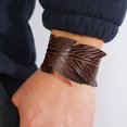 thumbnail image 3 of Pulseras de material cuero de imitación para hombres vintage Brazaletes anchos Joyas Brazalete de muñeca negro Botón a hecho Brazalete de Fernando Pulsera de pulsera, 3 of 8