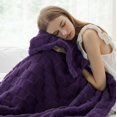 thumbnail image 2 of Manta Bedsure, forro polar de franela, color morado, 130 x 150 cm, 2 of 5
