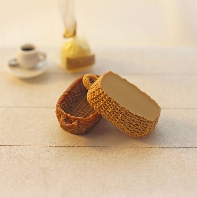 QUMIIRITY Jouets Miniatures Créatifs Modèle de Panier Mini Reproduction Réaliste 4 Pcs