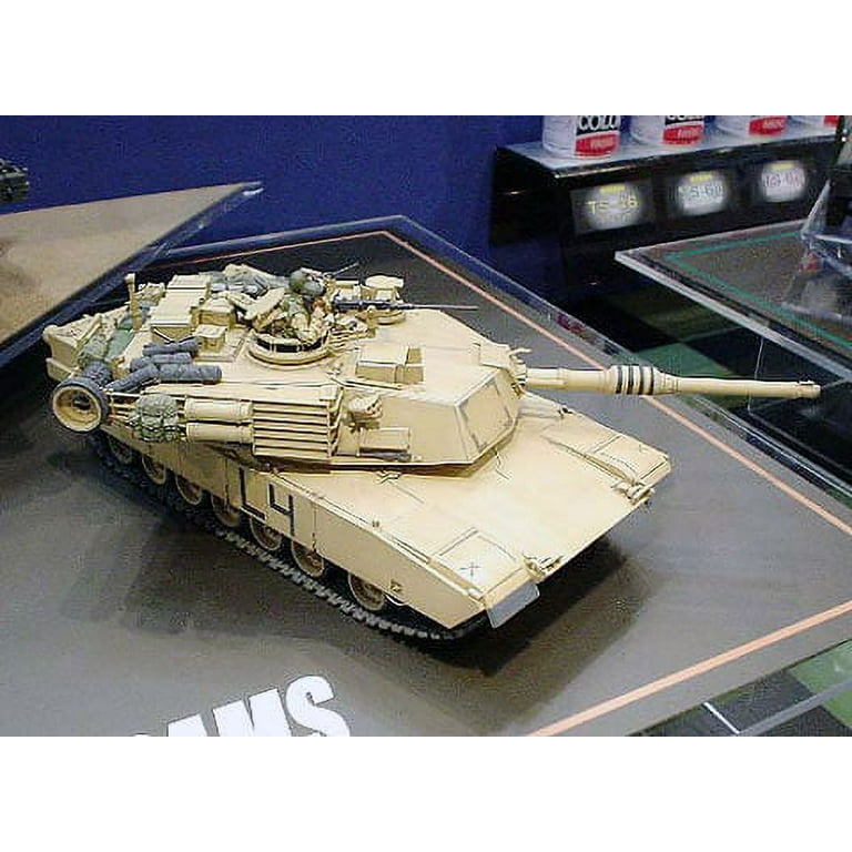 Tamiya 1/48 U.S. Main Battle Tank M1A2 Abrams Model Kit