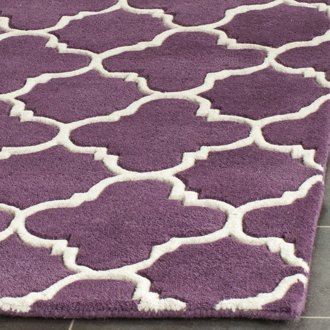 SAFAVIEH Chatham Jacob Geometric Quatrefoil Wool Area Rug, Purple/Ivory, 4' x 6'