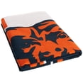 thumbnail image 2 of Toalla Northwest Chicago Bears NFL de 76 x 152 cm, suave y ligera, 2 of 5