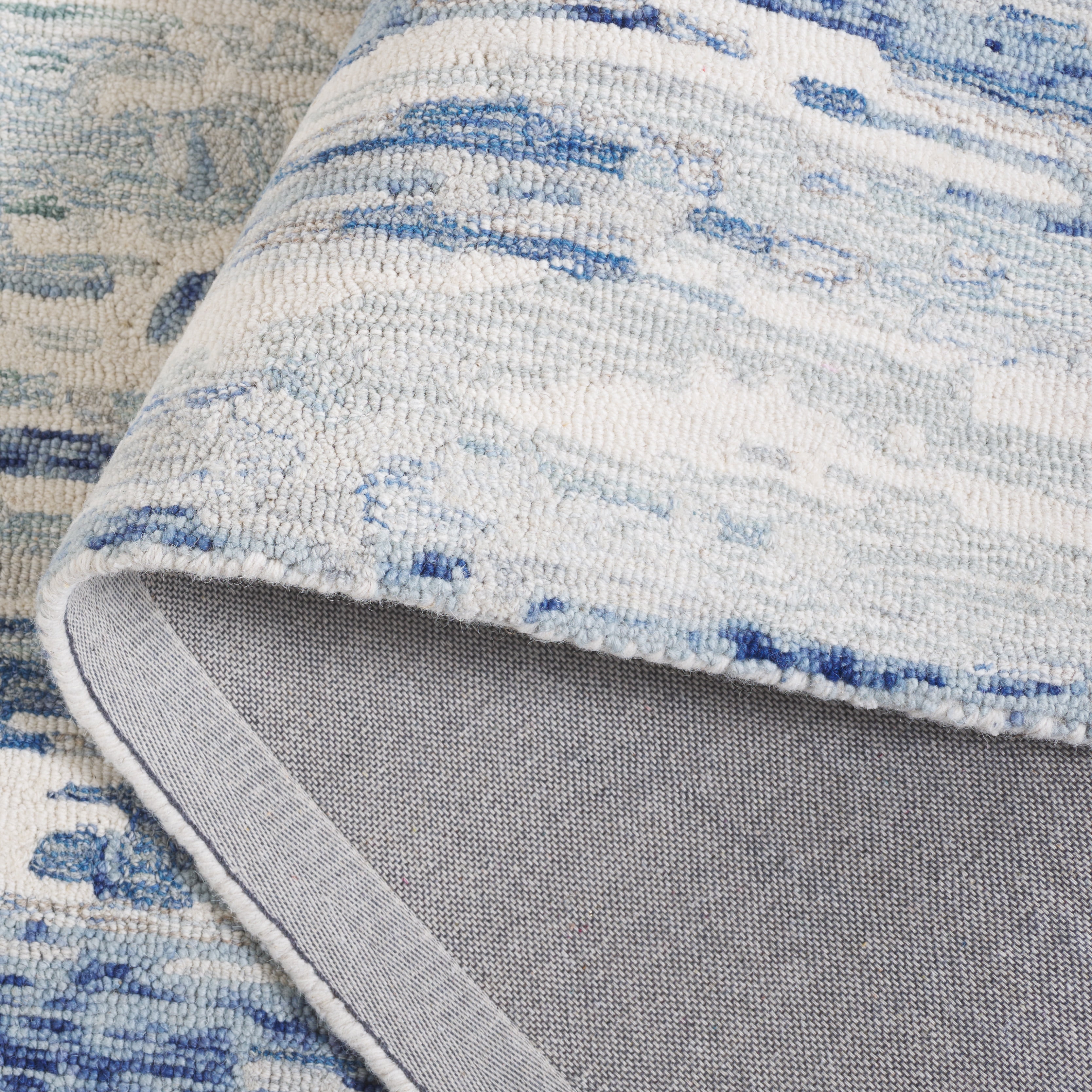 SAFAVIEH Metro Teague Abstract Area Rug, Ivory/Blue, 6' x 6' Round