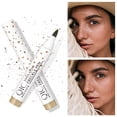 thumbnail image 3 of QIC Colorant Naturel, Imperméable et Anti-Étirement Stylo pour Taches de Rousseur 3 ml, 3 of 3