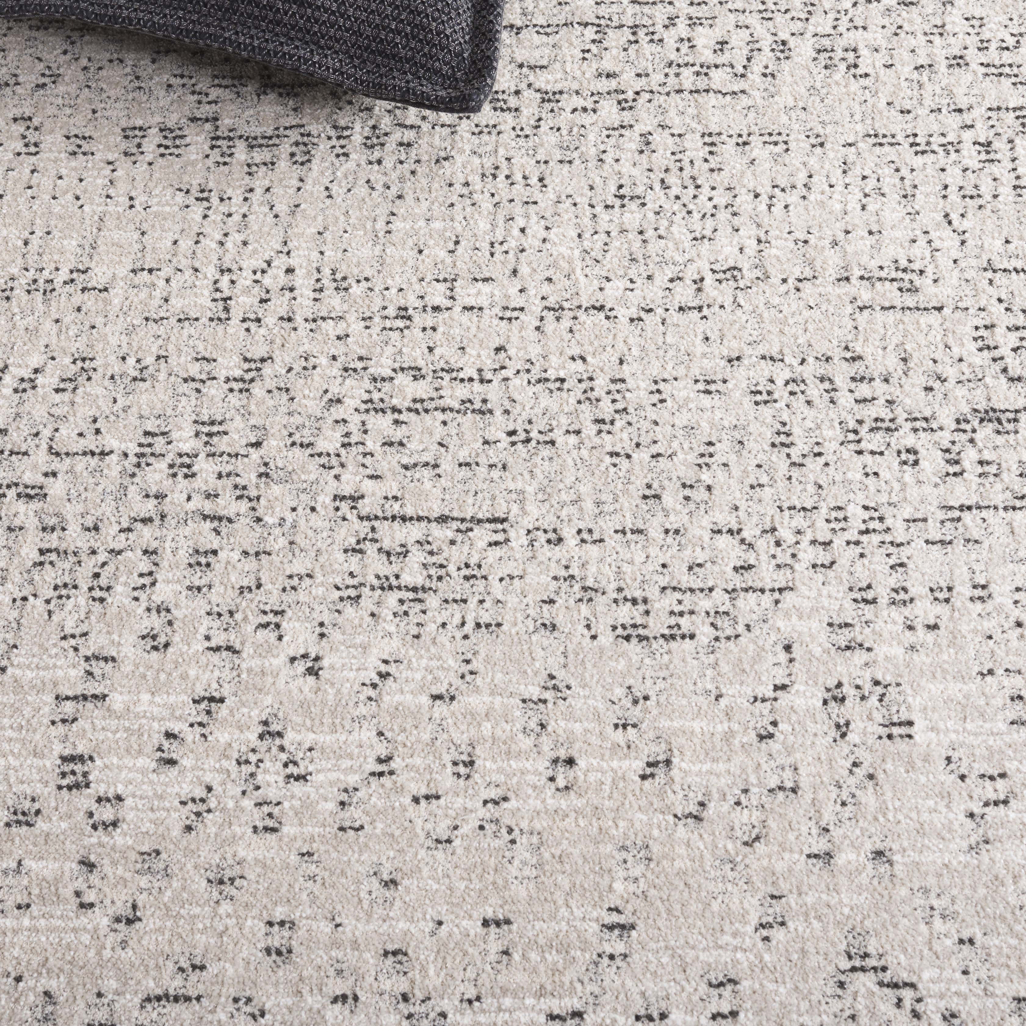 SAFAVIEH Northport Blair Abstract Area Rug, Ivory/Charcoal, 4' x 6'