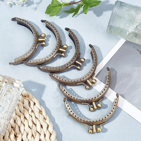 6-Piece Vintage Coin Purse Frame With Double Pockets And A Snap Closure, Made Of Metal.