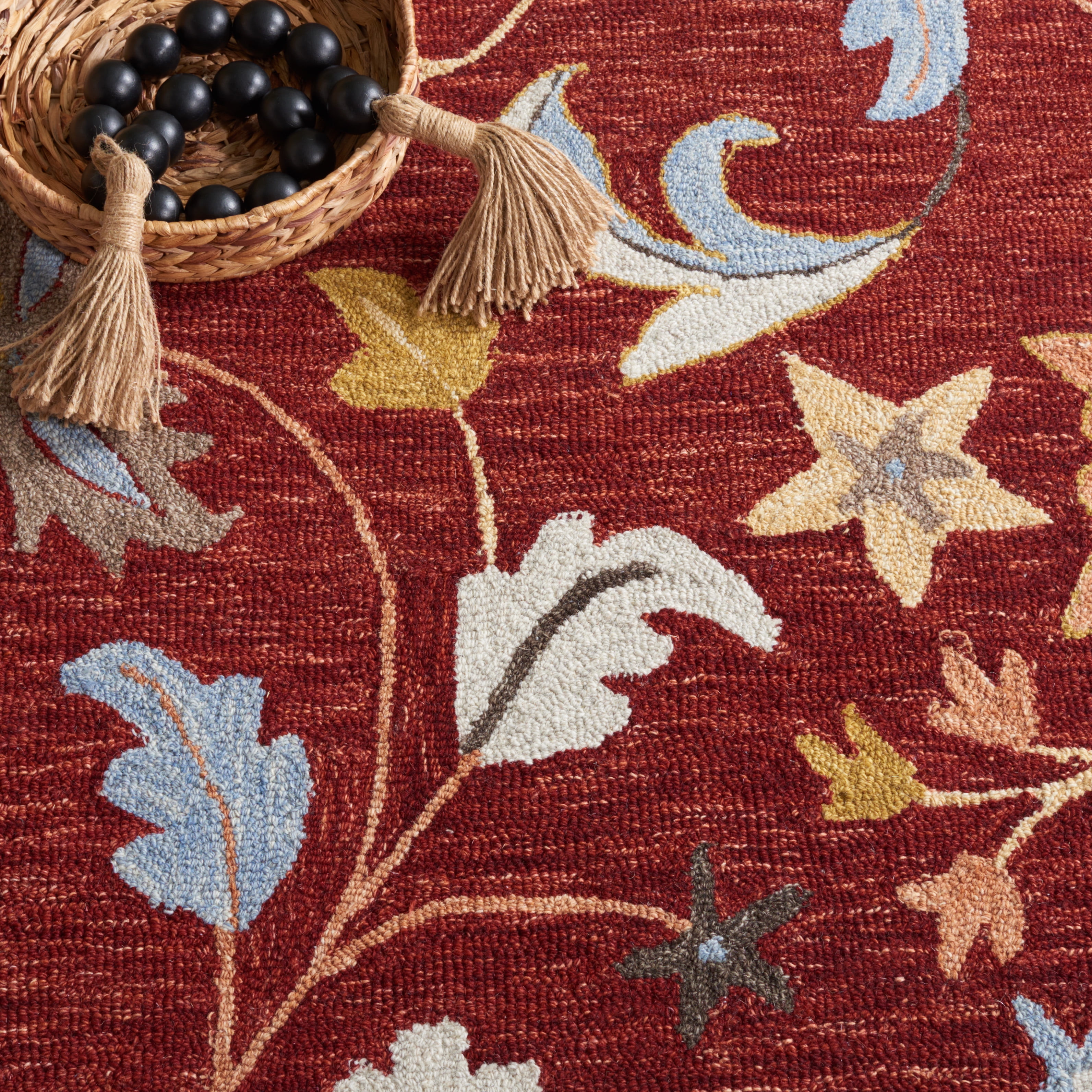 SAFAVIEH Jardin Jimmy Floral Area Rug, Red/Orange, 6' x 6' Square