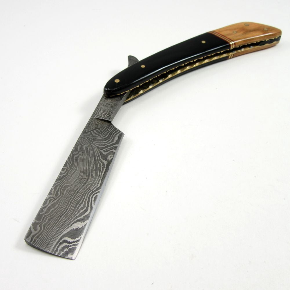 Damascus Razor